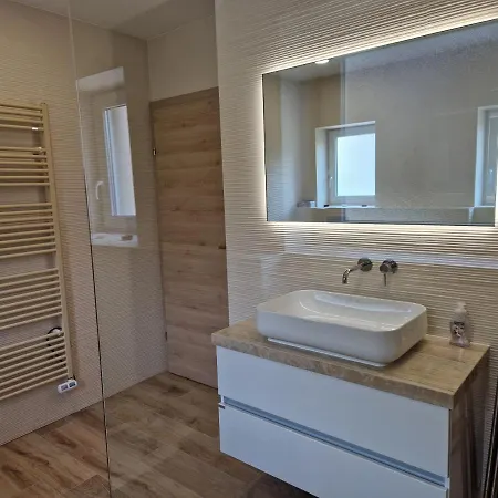 Apartmaji Pr' Kerin Apartman Laško