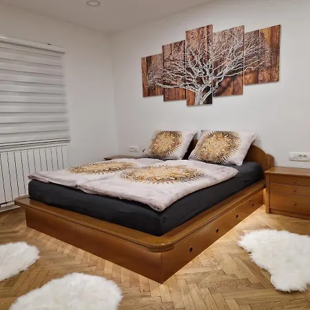 Apartmaji Pr' Kerin *